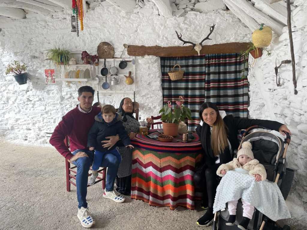 Apartamento Siete Lagunas Lägenhet Trevélez Exteriör bild